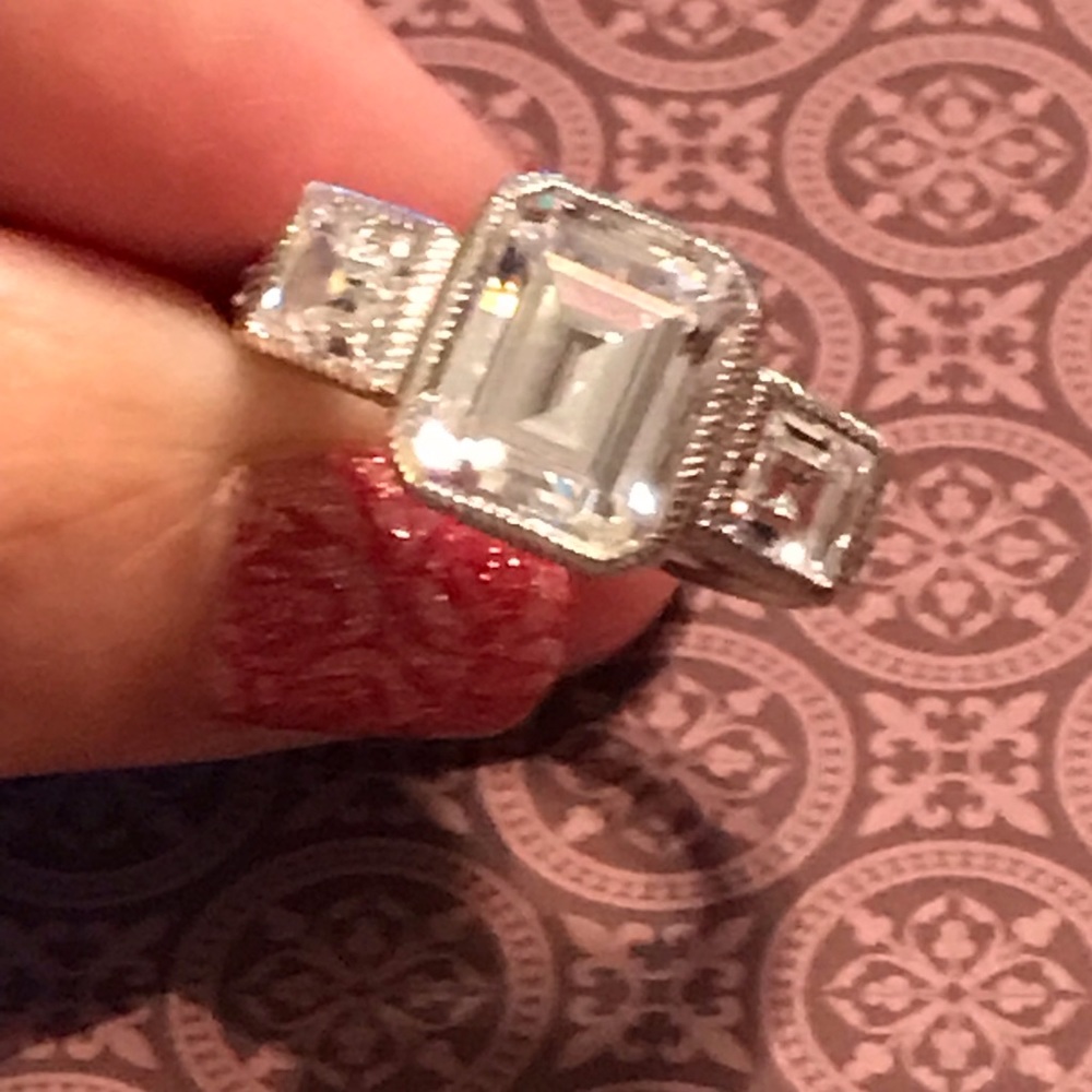 MAGNIFICENT JUDITH RIPKA 3 STONE DIAMONIQUE RING